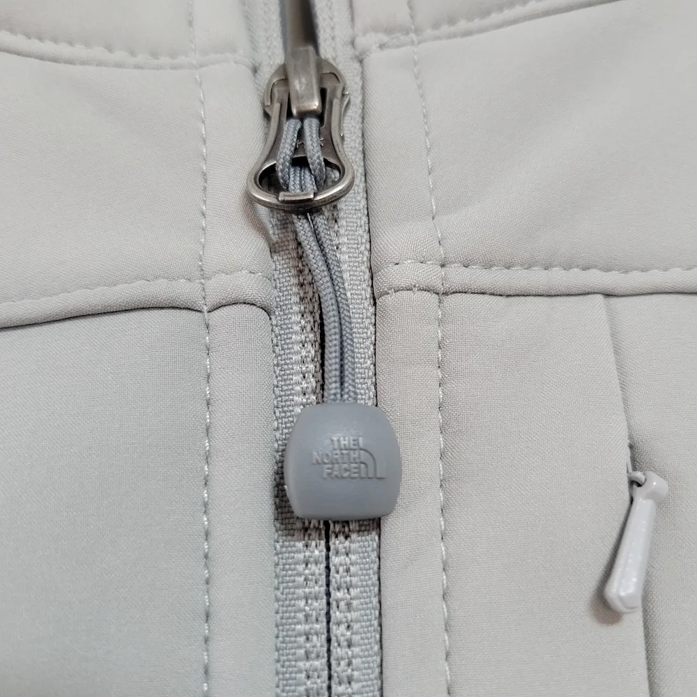 SOLD ---- NWOT The North Face Soft Shell Zip Up Jacket (S) - Picture 8 of 15